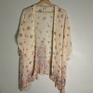 Xhiliration Open Front Kimono Blouse Cream Floral Geese M/L‎ Lace Edge
